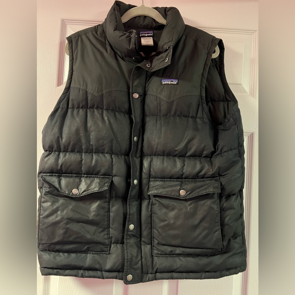 Patagonia men’s puffer vest